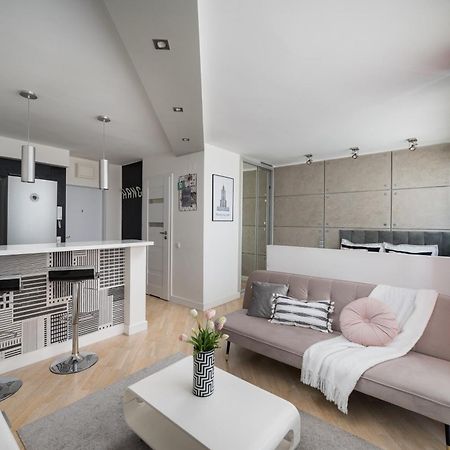 Air-Conditioned Premium Loft Warsaw Skyline Only 900 M To Central Station 외부 사진